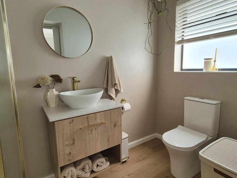 3 Bedroom Property for Sale in Kleinbaai Western Cape